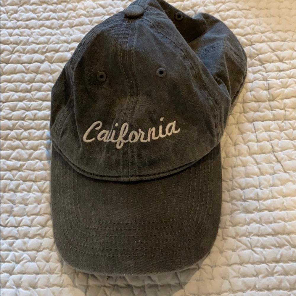 Brandy Melville “California” Hat